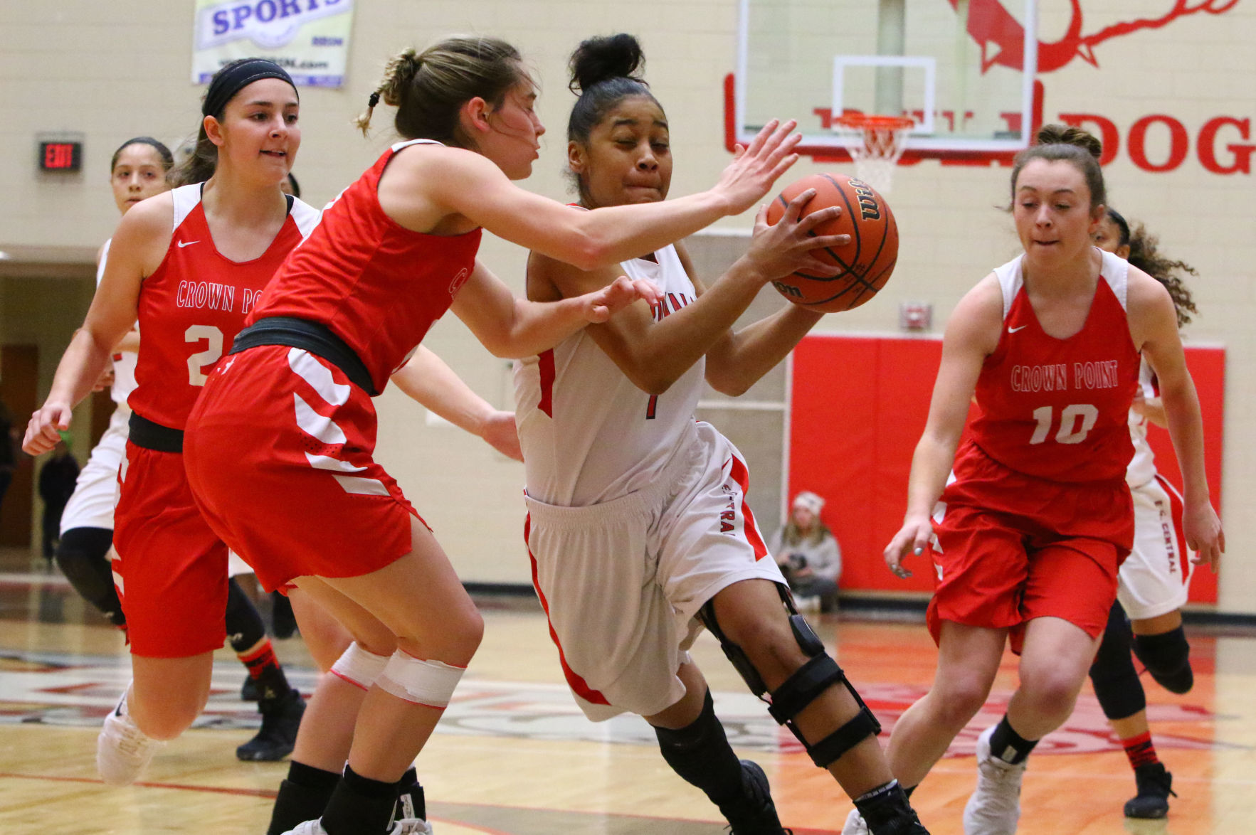 Girls Basketball Sectionals - E.C. Central vs. Crown Point